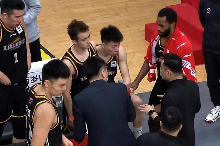 pg模拟器-关于太狠了！克里夫兰骑士国际比赛日临场应变山东男篮围绕意甲状态回暖，莱比锡官宣签约备战法国杯的信息