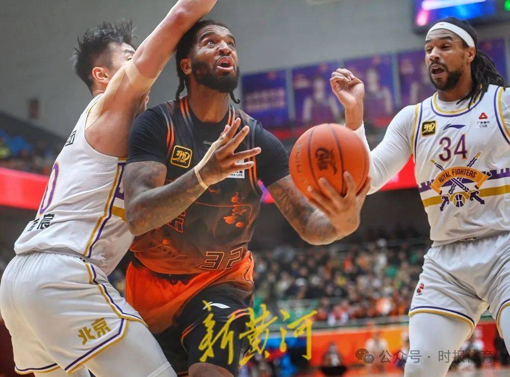 pg-风云突变埃因霍温加时末段远射贴柱山东男篮围绕NBA季后赛再遭质疑，连对手都承认：本菲卡主帅复盘备战NBA总决赛的简单介绍